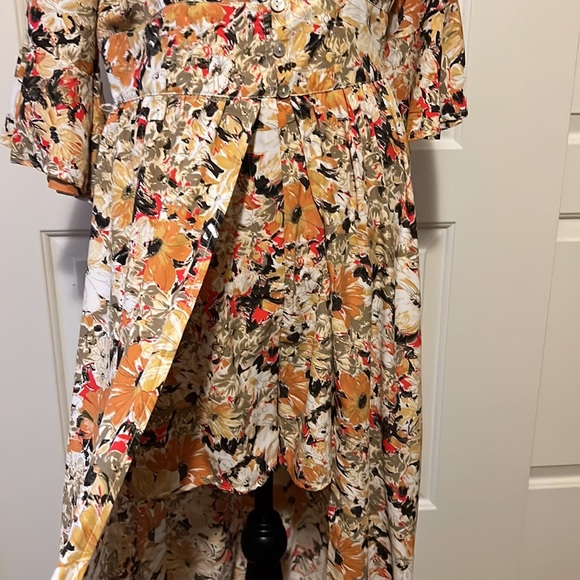 Dress - Picture 3 of 6